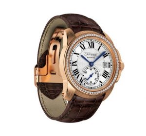 The comfortable copy Calibre De Cartier WF100013 watches have brown alligator leather straps.